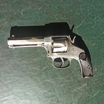 Revolver Hopkins Allen XL5 ráže 38SW DA s vytahovačem - 2