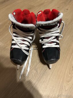 Brankářské brusle Bauer Vapor 2x 3.5 size - 2