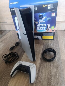 PS5 slim Digital + záruka - 2
