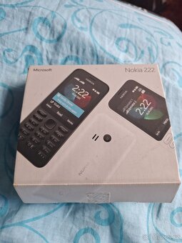 Mobilní telefon Nokia 222 - 2