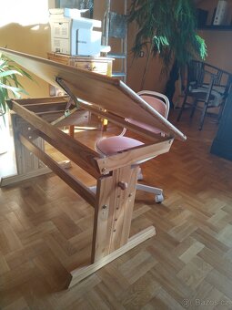 Dětský rostoucí psací stůl Halmar JULIA a židle - 2