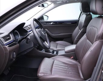 škoda Superb L&K, 2.0TDI 140kW přenechám - 2