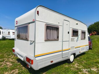 Burstner Fun 430, špičkový stav - jako nový, předstan - 2