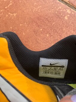 Sportovní boty Nike velikost UK 4 - 2