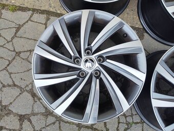 18"alu sada Perseus 5x112 origo Škoda Octavia 4 RS Golf 8 - 2