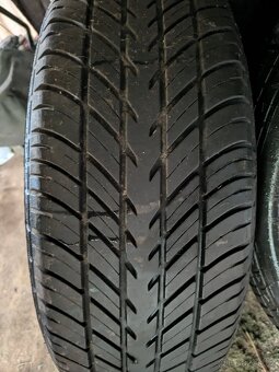 kola Opel + pneu 195/65R15 - 2