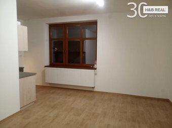 Pronájem zděného rek. bytu 2+KK (Hranice, 50 m2) - 2