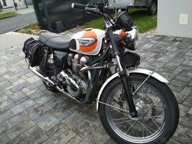 Triumph Bonneville T100 - 2