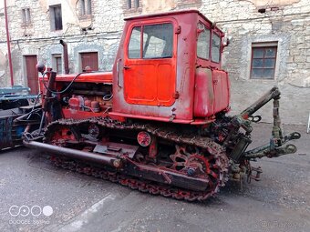 Buldozer pásový traktor Atz - 2