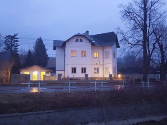 Prodej velkorysého vícegeneračního RD Jindřichov u Krnova - 2