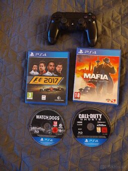 PlayStation 4 - 2
