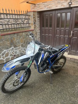 🏍️ Leramotors Killer 250 – téměř nová, jen 8,5 mth - 2