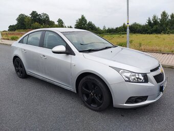 Chevrolet Cruze 1.8, 104kw, 1.majitel, 07/2012 - 2