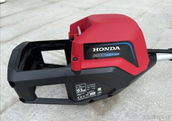 Prodám křovinořez HONDA HHT 36 AXB - 2