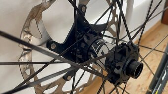 Zapletena kola Mavic 29 - 2
