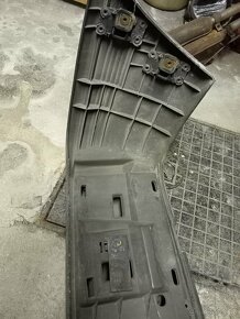 Nárazník Opel Kadett E - 2