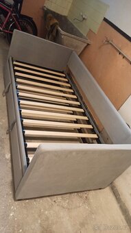 Denní postel/ rozkládací gauč/pohovka - 2