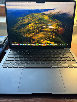 Prodám MacBook Air 13" (jako nový) - 2