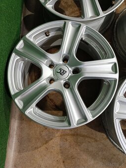 Alu 16" 5x114,3 6,5J et38 RC - 2