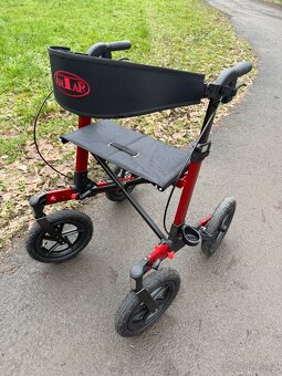 Chodítko pro seniory - 2