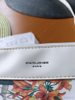 kabelka David Jones Paris - 2