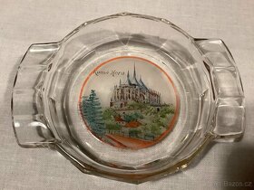 Skleněný popelník - 2