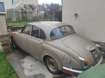Jaguar MK2 240 - 2