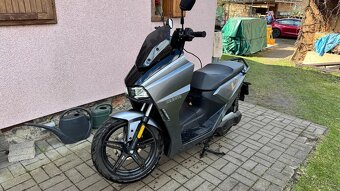 ⚡ Horwin SK1 – elektrický skútr, r. 2023, pouze 420 km - DPH - 2