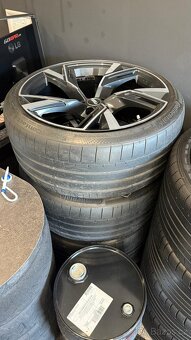 Originál alu Audi RS6 + pneu 285/30R22 Continental - 2