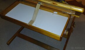 Dětský pracovní stůl - 2