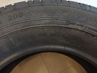 235/65/16C Continental VanContact 115/113R - 2