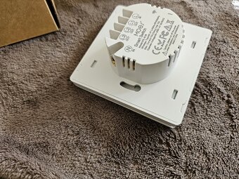 MOES smart Dvojitý Vypinač WIFI+RF433 switch - 2