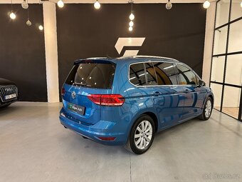VW TOURAN III 1.5TSI 110KW DSG HIGHLINE ACC LED KESSY 7MÍST - 2