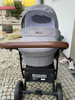 Dětský kočárek - 2
