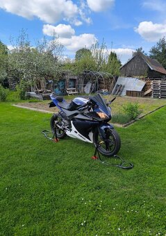 Yamaha YZF R125 - 2