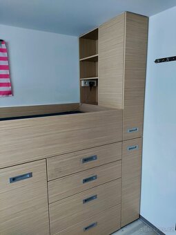 Vysoká postel s úložným prostorem - 2