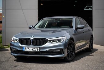 BMW 540i xDrive G30 - LUXURY LINE - 2