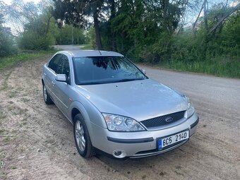 Ford Mondeo 2.0i Ghia, nová Stk - 2