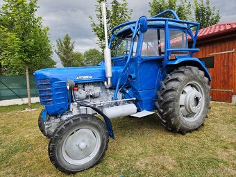 Traktor ZETOR 4011 - 2