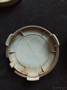 Pokličky ALU kol Mercedes originální kvalitní - 2