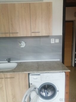 Pronajmu 1+1 v Bochově - 2