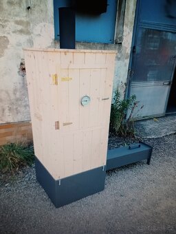 Zahradní udírna - 2