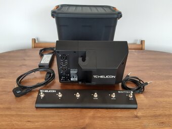 TC Helicon SINGTHING s nožním ovládačem SWITCH-6 a kufrem - 2