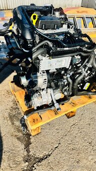 Motor 1.0 tsi 81kw 2024 6tkm - 2
