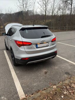 Hyundai Santa Fe - 2