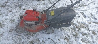 Benzin sekacka a rotační bubnová sekačka Moundfield - 2