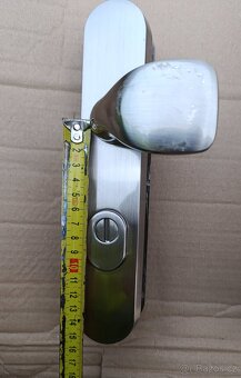 Bezpečnostní dveřní kování - 2