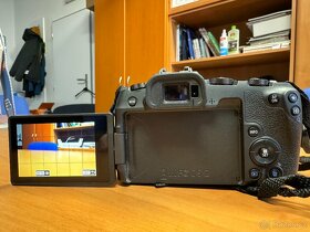 Canon EOS RP + objektiv RF 35 mm 1.8 - 2