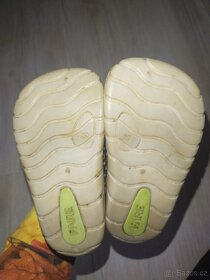 První botičky Fare Bare vel. 20, sandálky či bačkůrky (1) - 2