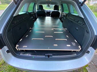 Postel do auto Škoda Superb III - 2